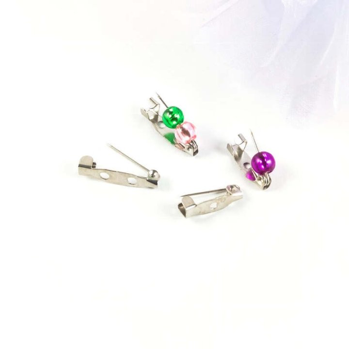 Baza pentru broșe- suport cu ac, 30x4mm